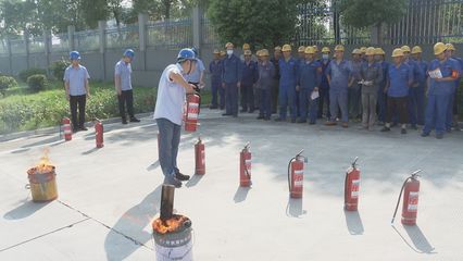 開展消防安全演練 筑牢企業(yè)安全防線 聚焦教育器材及設(shè)備的安全保障